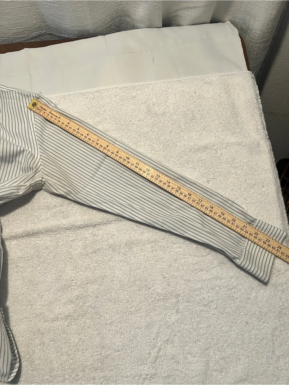 Banana Republic look tailored cuffs